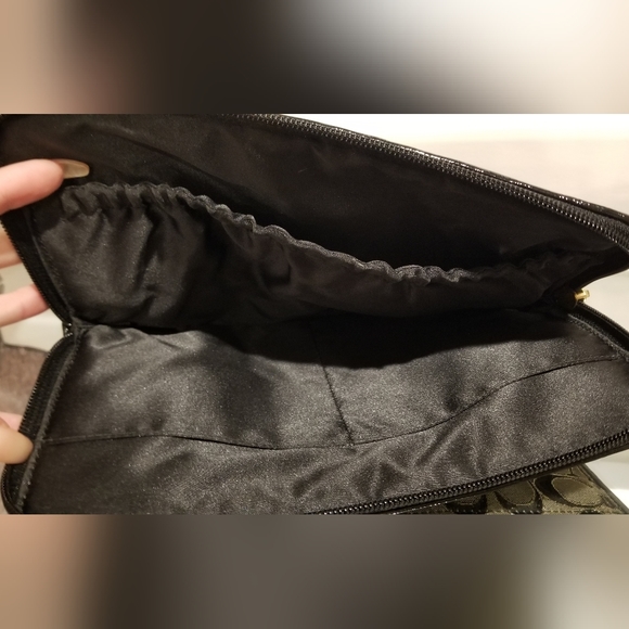 COACH Poppy Padded IPAD/E-reader Case - Picture 6 of 7